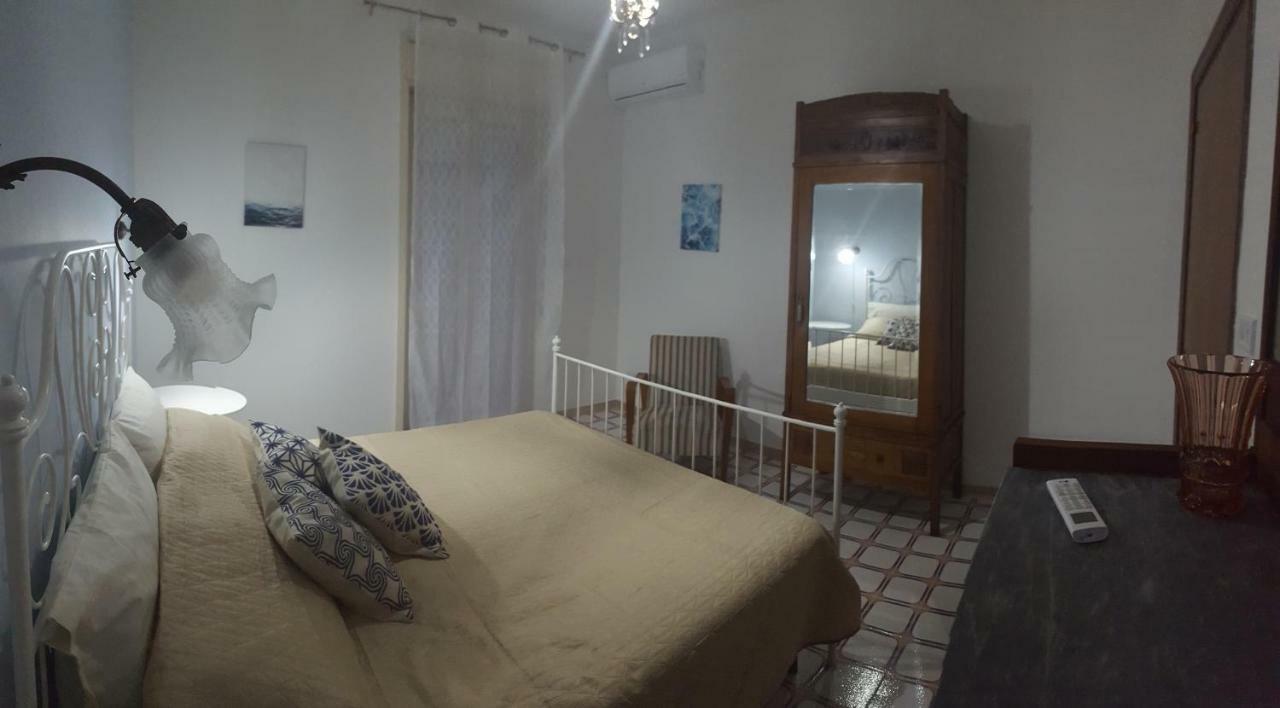 Casa Del Levante Riposto ภายนอก รูปภาพ
