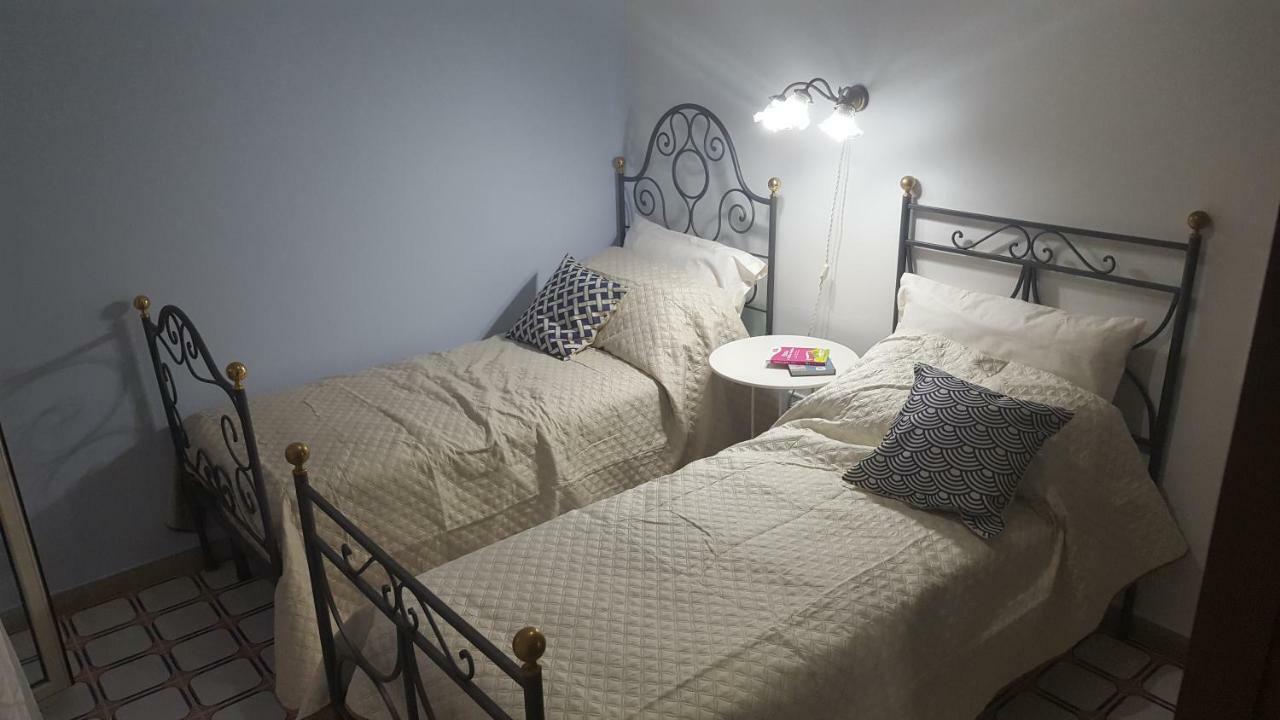 Casa Del Levante Riposto ภายนอก รูปภาพ